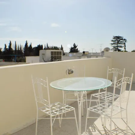 Ferienwohnung Cosy Triplex In La Marsa Exterior foto