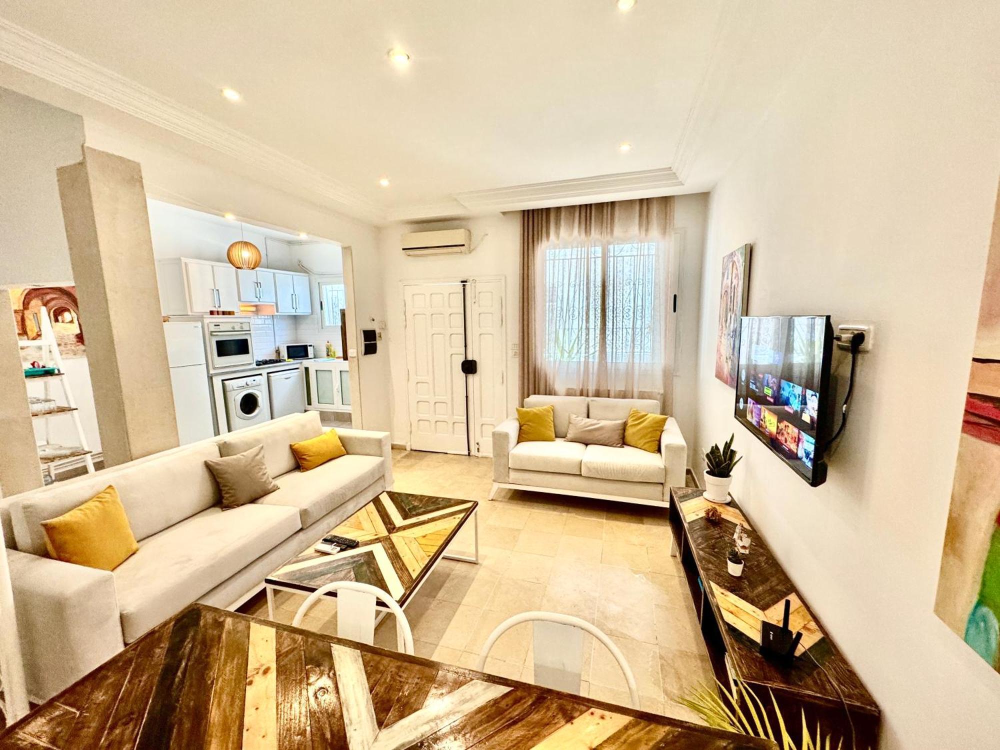 Apartment Cosy Triplex In *